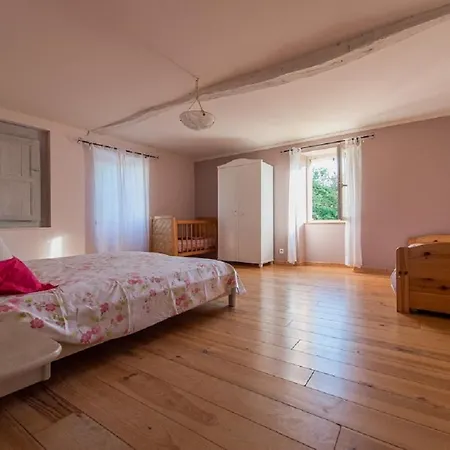 Holiday home Domaine Des Clauzes